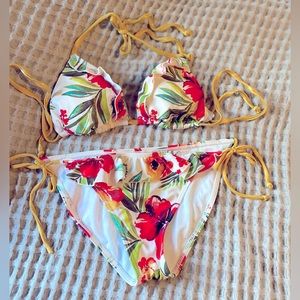 Guess bikini